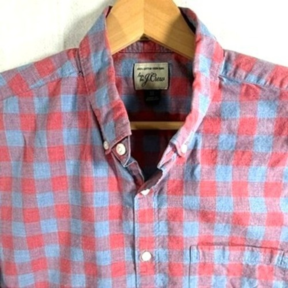 J. Crew Button Down Shirt Men Medium Red Blue Gingham Plaid Long Sleeve Cotton
